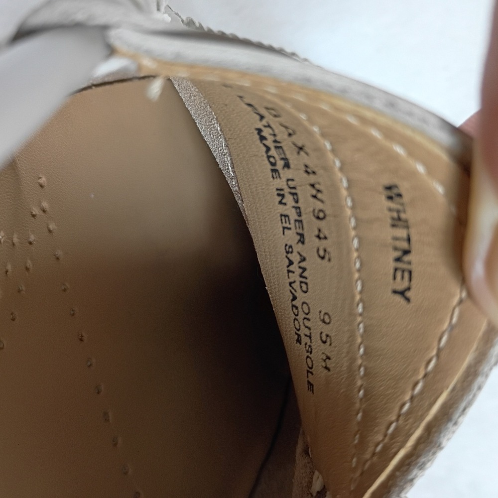 GH Bass Whitney Weejuns Womens Penny Loafers Sand Leather 9.5M BAX4W945 - Picture 8 of 8